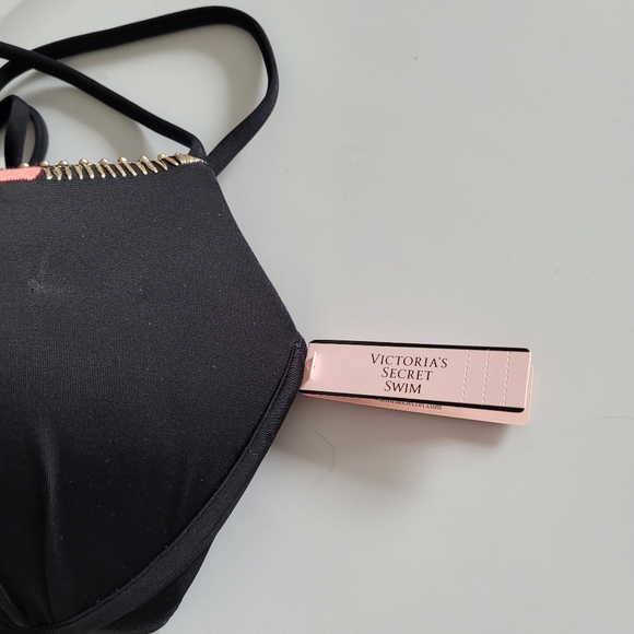 NWT Victoria Secrets Gorgeous Bikini Top - Picture 6 of 7